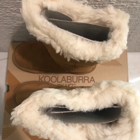 Uggs for Girls Available Sizes 3 BNIB - Picture 5 of 7